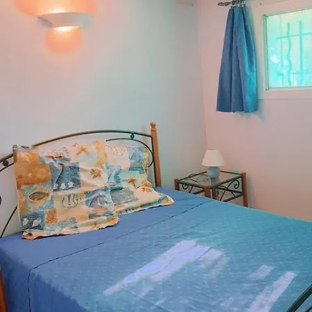 Apartmán Holiday For 6 With Garden